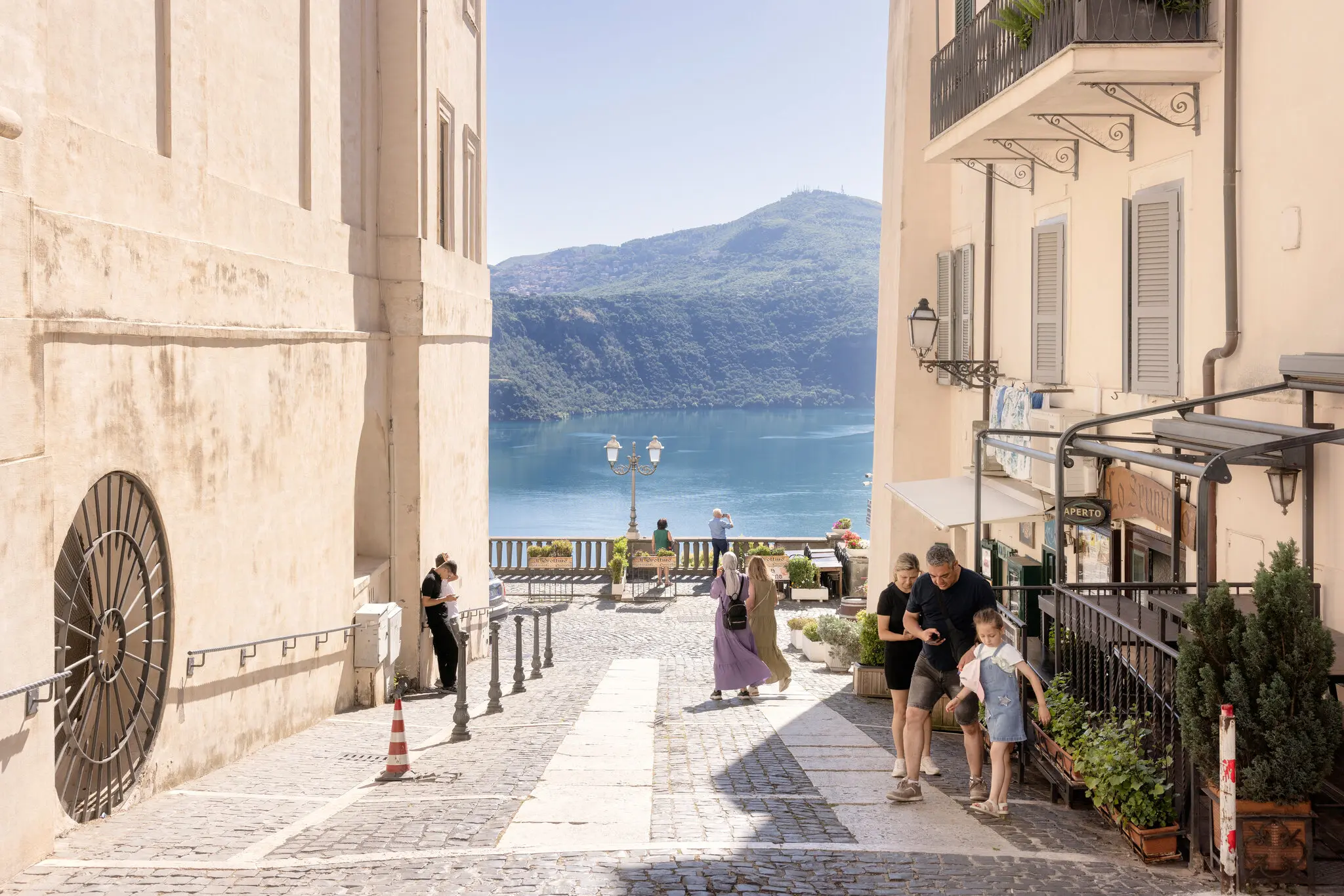 Папа Лев XIV повертає традицію: літній відпочинок у Кастель-Гандольфо відроджено